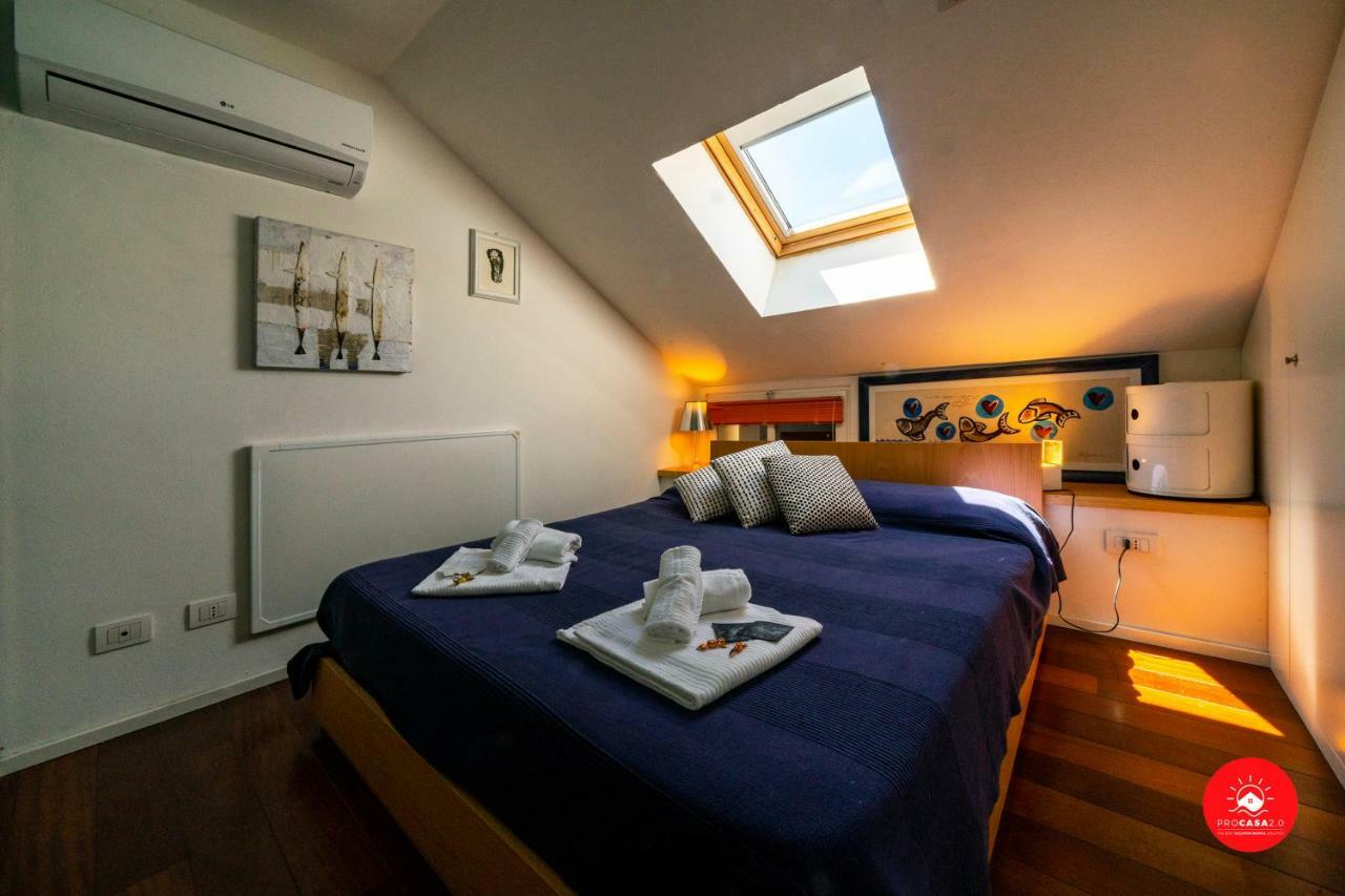 ポルトヴェーネレLa Casa Dagli Occhi Bluアパートメント エクステリア 写真