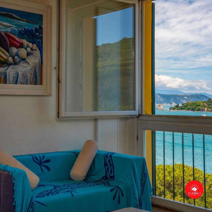 ポルトヴェーネレLa Casa Dagli Occhi Bluアパートメント エクステリア 写真