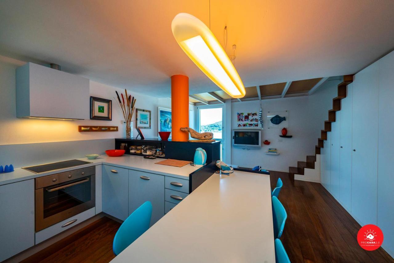 ポルトヴェーネレLa Casa Dagli Occhi Bluアパートメント エクステリア 写真